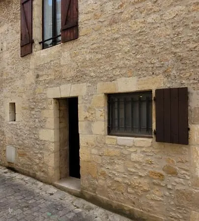 2 A 4 Pers, Centre De Daire